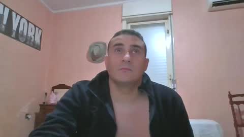 Snapshot of rosario1212 chatting on 12.12.24 Rosario online show from 12.12.24