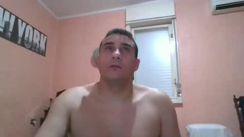 Snapshot of rosario1212 chatting on 01.04.25 Rosario online show from 01.04.25