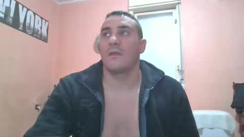 Snapshot of rosario1212 chatting on 02.02.25 Rosario online show from 02.02.25