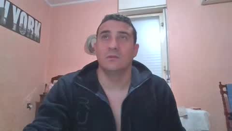 Snapshot of rosario1212 chatting on 03.06.25 Rosario online show from 03.06.25