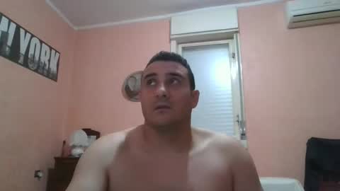 Snapshot of rosario1212 chatting on 11.30.25 Rosario online show from 11.30.25