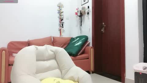 Snapshot of rose6688 chatting on 12.15.24 rose online show from 12.15.24