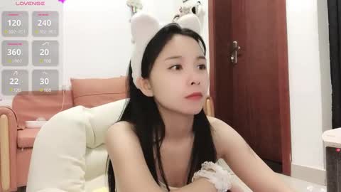 Snapshot of rose6688 chatting on 12.27.24 rose online show from 12.27.24
