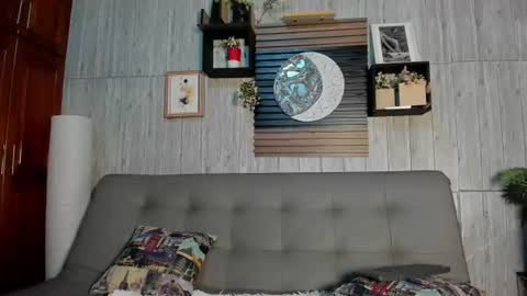Snapshot of rose_077 chatting on 06.19.26 Rose online show from 06.19.26