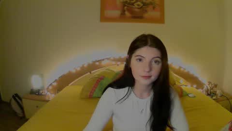 Snapshot of rose_2004 chatting on 02.09.25 Rose online show from 02.09.25