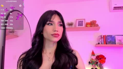 Snapshot of rose__saenz chatting on 12.24.24 Rose Saenz online show from 12.24.24