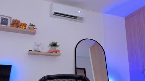 Snapshot of rose__saenz chatting on 02.24.25 Rose Saenz online show from 02.24.25