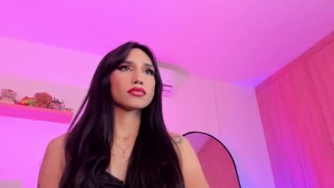 Snapshot of rose__saenz chatting on 11.18.25 Rose Saenz online show from 11.18.25