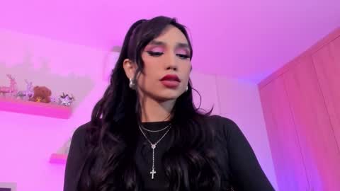 Snapshot of rose__saenz chatting on 12.16.25 Rose Saenz online show from 12.16.25