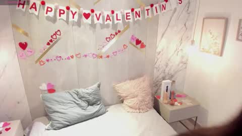 Snapshot of rose_nova_ chatting on 02.08.26 Rose 3 online show from 02.08.26