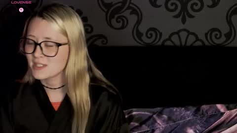 Kinky Inky online show from 12.20.25