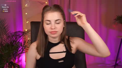 Rose online show from 01.14.25