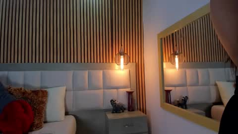 roseaurora online show from 01.14.26