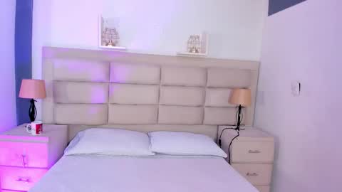 Rose online show from 10.19.25