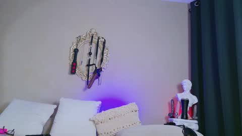 rosedelic online show from 10.04.25