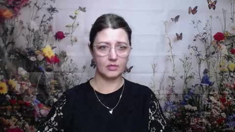 RoseHille online show from 11.26.25