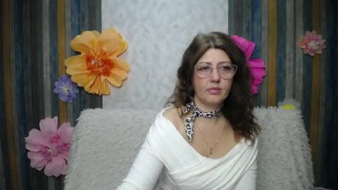 RoseHille online show from 04.19.26