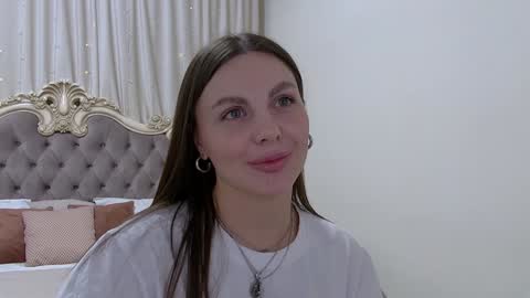 Rose Hubbard online show from 02.05.25