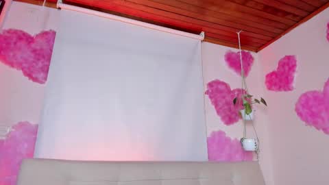 Lyla OF roselinedior online show from 02.22.25