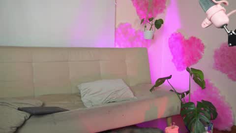 Lyla OF roselinedior online show from 03.08.25