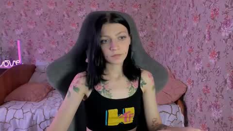 Lola online show from 10.26.25