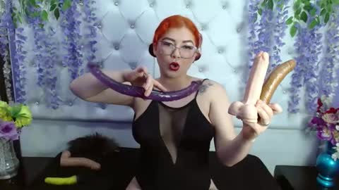 Julieta online show from 12.27.24