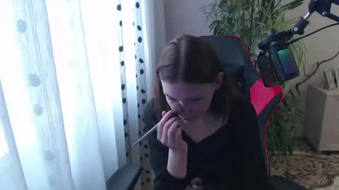 Lina online show from 04.13.26