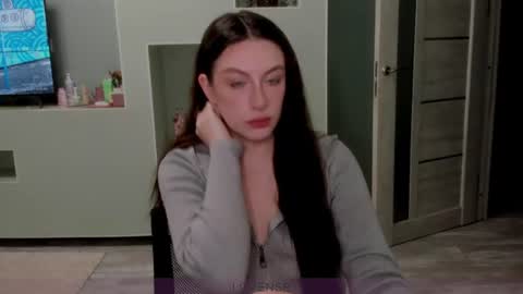 Snapshot of rosepage chatting on 06.24.26 Julia online show from 06.24.26
