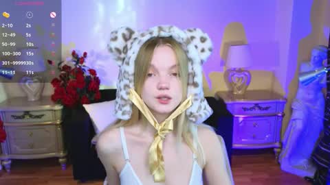 Snapshot of roses_kate chatting on 09.27.25 Sweety Kate online show from 09.27.25