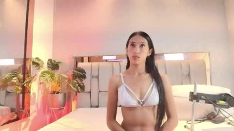 Snapshot of rosetemple chatting on 02.08.26 Rose online show from 02.08.26