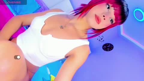 Snapshot of rosettta_2 chatting on 12.10.24 rosettta_2 online show from 12.10.24