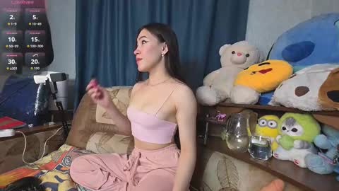 Snapshot of rosewr chatting on 10.21.25 RoseWr online show from 10.21.25