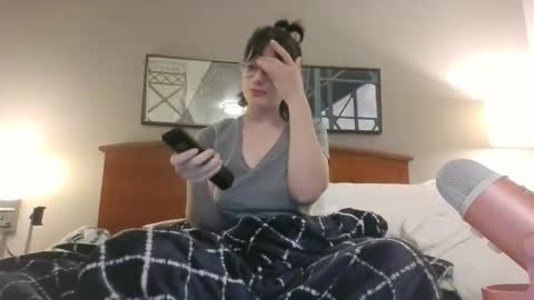 rose evergarden online show from 01.17.26