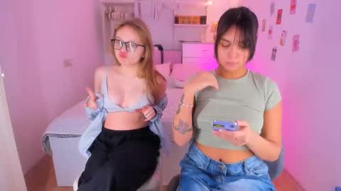 Roshelle online show from 02.13.25