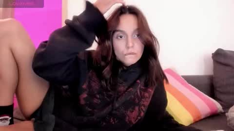 Roshelle online show from 09.24.25