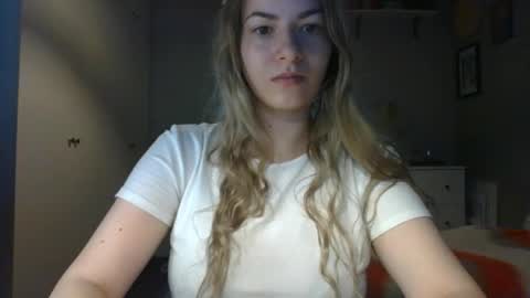 Rosie online show from 11.04.25