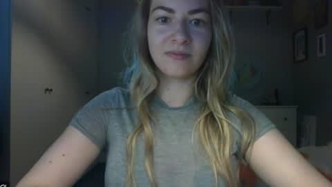 Snapshot of rosie_june chatting on 07.14.26 Rosie online show from 07.14.26