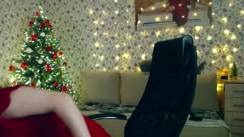 Rosie is waiting for YOU online show from 01.07.26