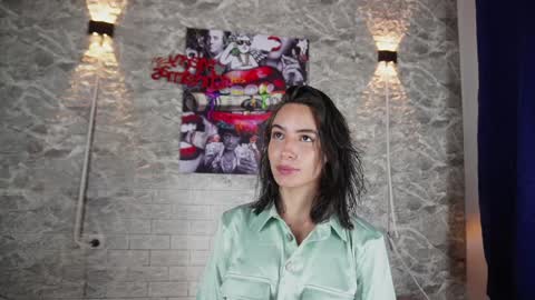 Snapshot of ross_b1 chatting on 12.21.24 ROSS - online show from 12.21.24