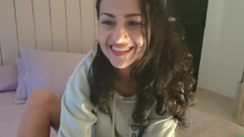 Ross BakerHot online show from 10.30.25