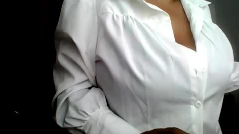 Rossana  online show from 05.18.26