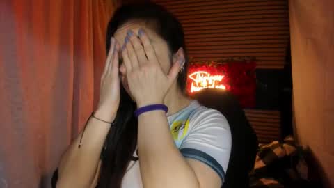 Snapshot of rosse_25 chatting on 02.22.26 Would you like to help me with supplementation and sports suits so I can compete in powerlifting online show from 02.22.26