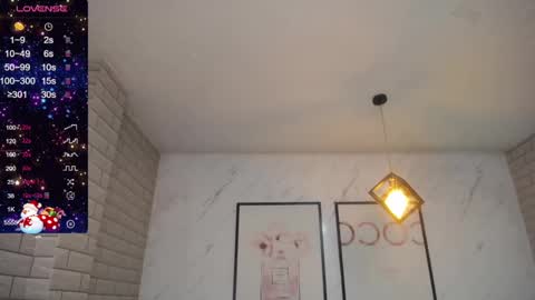 Snapshot of rosse_jeane_v chatting on 12.21.24 rosse jeane v online show from 12.21.24