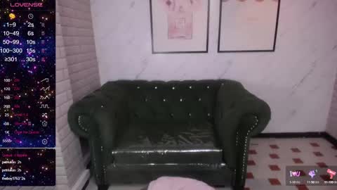 Snapshot of rosse_jeane_v chatting on 01.15.25 rosse jeane v online show from 01.15.25