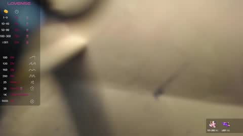 Snapshot of rosse_jeane_v chatting on 03.05.25 rosse jeane v online show from 03.05.25