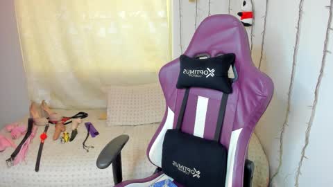 ROSSE DEMOND  online show from 03.19.26