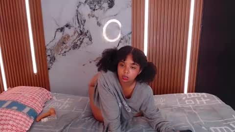 Rossi Hill online show from 01.14.26