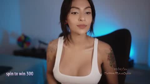 Snapshot of rosseyquiin chatting on 06.19.26 Rossey online show from 06.19.26