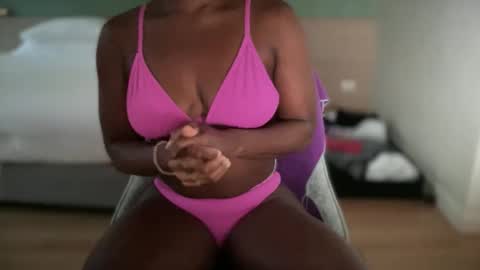 Rosy Coco online show from 04.17.26