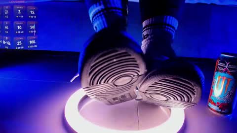 rosyejones online show from 10.10.25